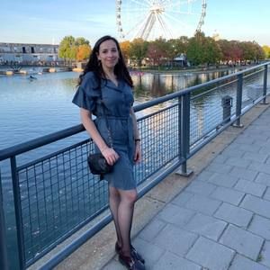 Meet your Posher, Fatma